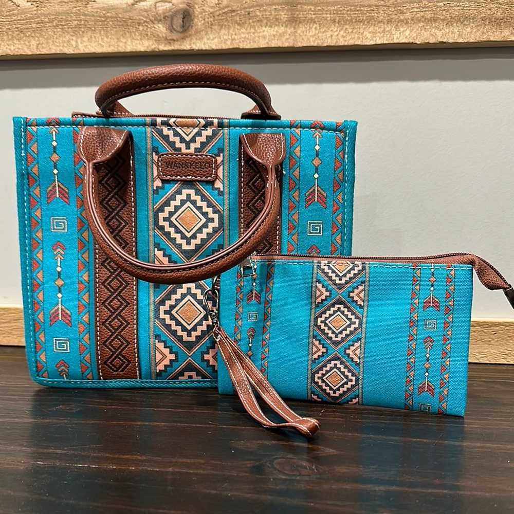 Wrangler Blue and Brown Southwestern Tote Bag Set